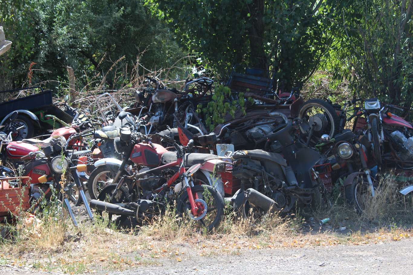 Trafikten men edilen araçların otoparklardan alınmasıyla ilgili yeni düzenlemeler yapıldı